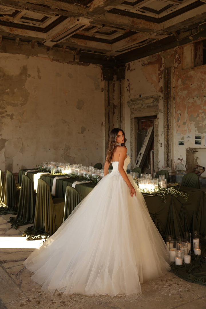 Odise Nicol Sposa